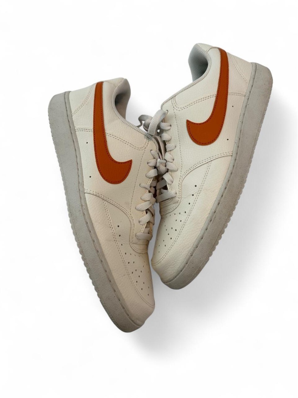 Men 11 Nike Air Force  shoes Sneakers in white Orange Swoosh